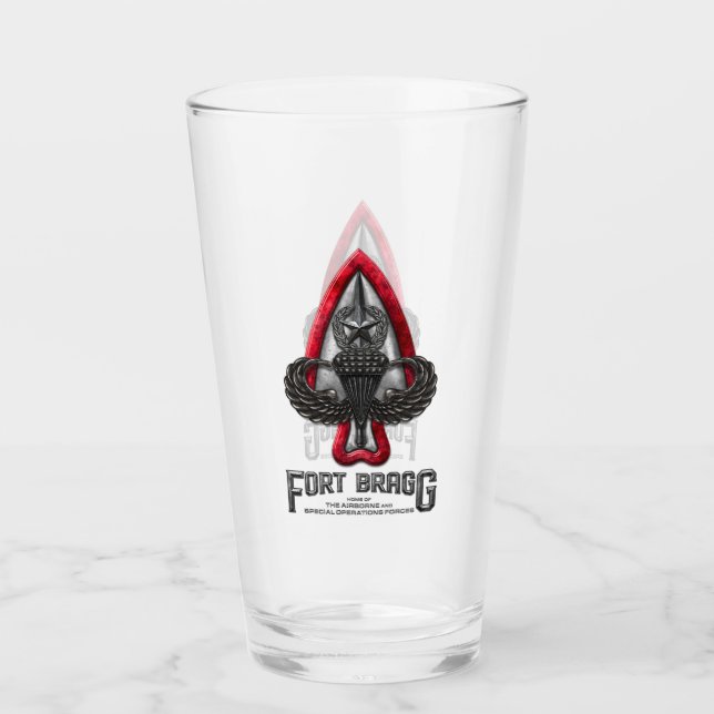 Fort Bragg Glass de 16 oz Pint (Anverso)