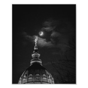 Foto Ad Astra dispara a la luna