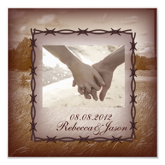 Foto alambre de púas boda en el país occidental (Frente)