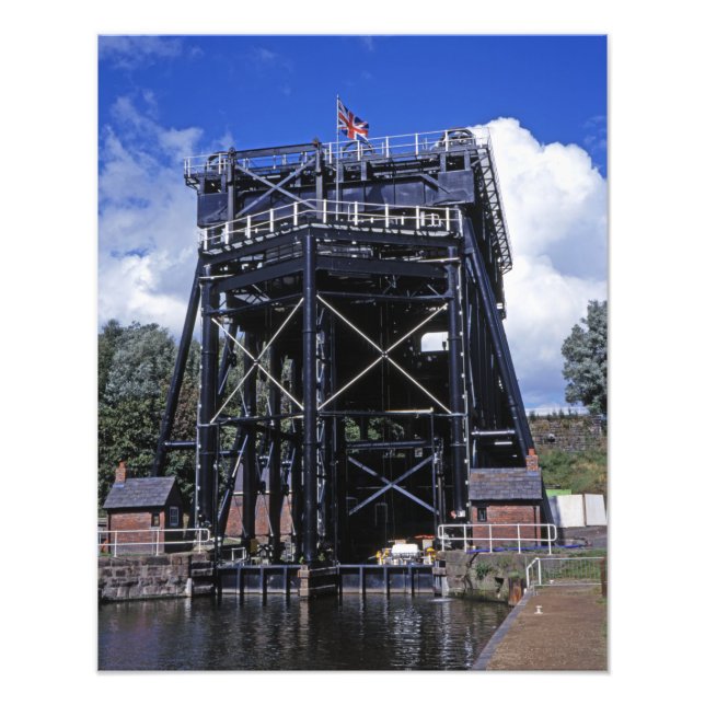 Foto Anderton Lift Cheshire Inglaterra (Frente)