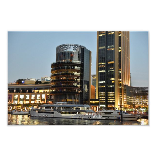 Foto Arquitectura de Dubái de noche (Frente)