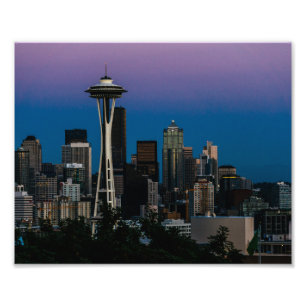 Foto Arquitectura de Seattle bajo el cielo púrpura