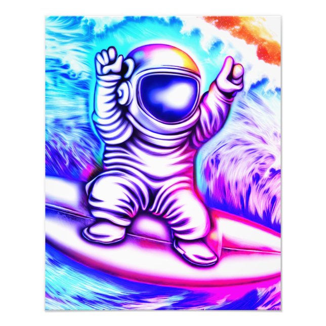 FOTO ASTRONAUT AND HIS COSMIC SURFING ADVENTURE (Frente)