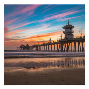 Foto Atardecer en Huntington Beach Pier en California