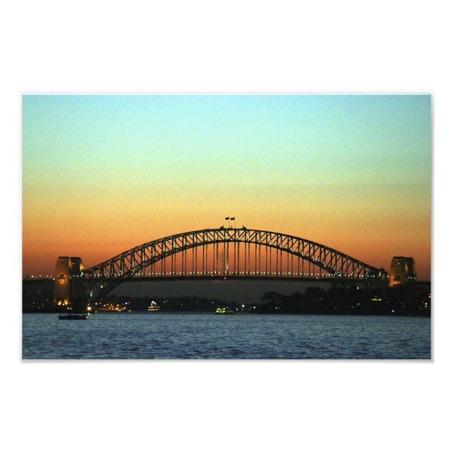 Foto Atardecer sobre el puente sobre el puerto de Sydne (Frente)