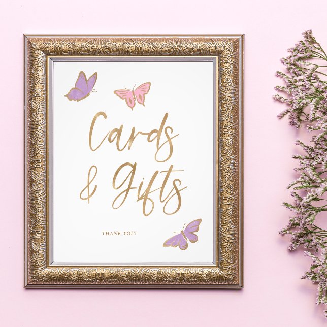 Foto Baby Shower de tarjetas de mariposas y regalos de  (Subido por el creador)