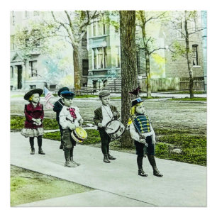 Foto Banda de niños patrióticos con tobogán de linterna