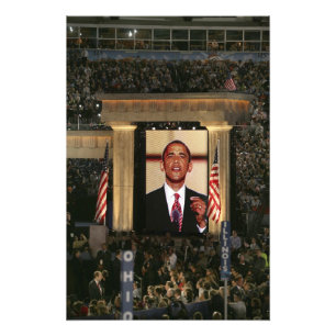 Foto Barak Obama habla en la última noche de la