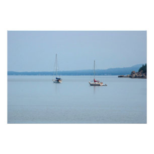 Foto Barcos de vela en el río