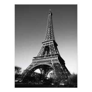 Foto blanco y negro de la torre Eiffel