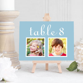 Foto Boda moderna con número de mesa azul claro