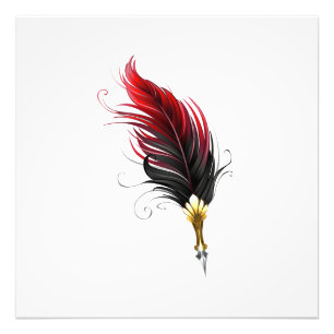 Foto Bolígrafo pluma roja con plumilla dorada