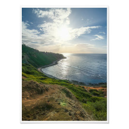 Foto Borde de la Costa Iluminada por el Sol