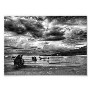 Foto Bosquejo retro de la bahía de Kamala al atardecer