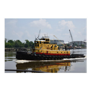 Foto Botes de remolque trabajando en el río
