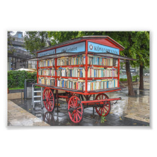 Foto Budapest, Hungría, carrito de libros
