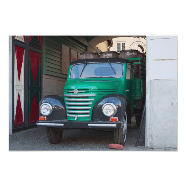 Foto Camión antiguo con cerveza - impreso (Frente)