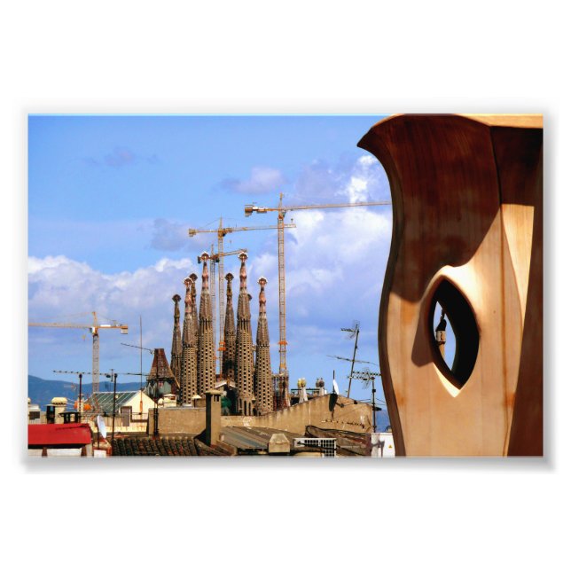 Foto Casa Mila Sagrada Familia Barcelona España (Frente)