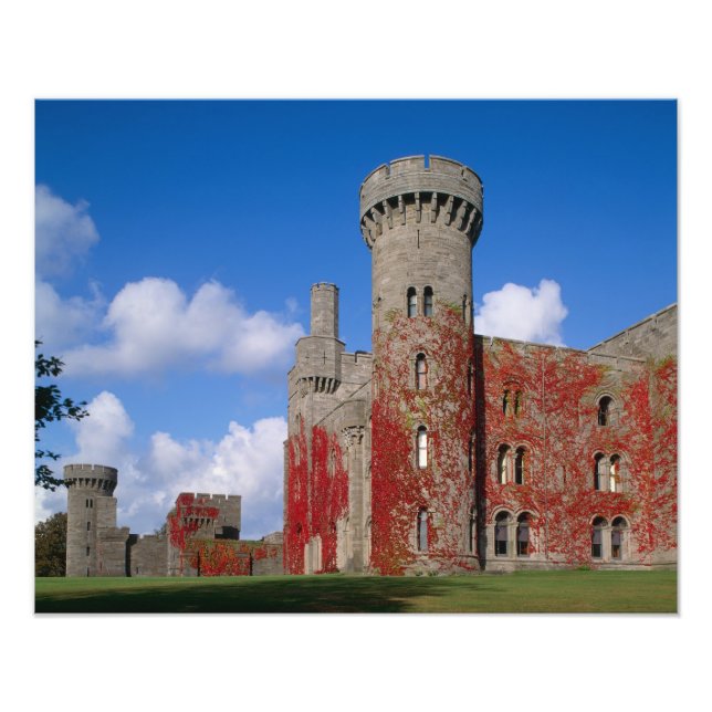 Foto Castillo de Penrhyn, Gwynedd, Gales 3 (Frente)