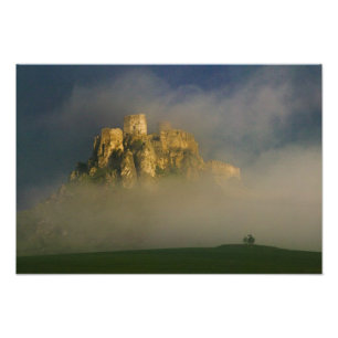 Foto Castillo Spissky en niebla, Eslovaquia 2