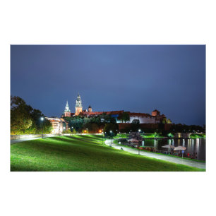 Foto Castillo Wawel de noche en Cracovia, Polonia