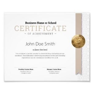 Foto Certificado de Diploma Clásico Elegante sello de l