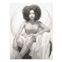 Chica exótico en un Sofa