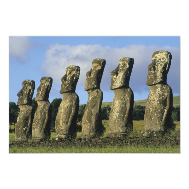 Foto Chile, Isla de Pascua, Rapa Nui, Ahu Akivi (Frente)