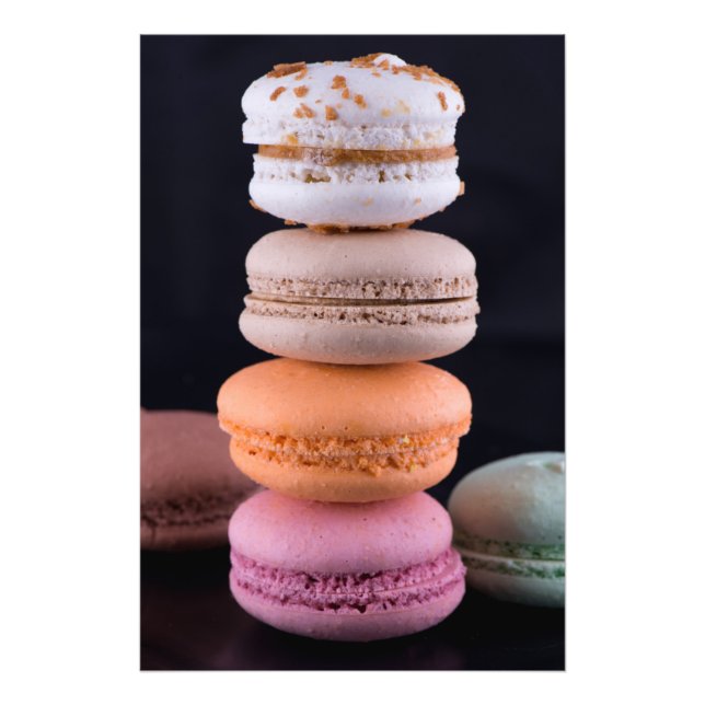 Foto Colorida pila de macarones franceses (Frente)