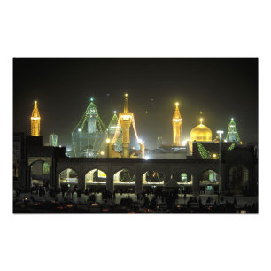 Foto Complejo del santuario del Imam Reza por la noche,