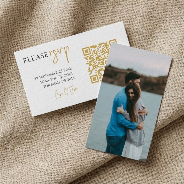 Foto completa, código QR dorado tarjeta de respues (Full photo, gold QR code white wedding RSVP Enclosure Card.)