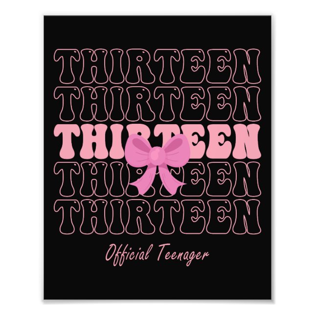 Foto Coqueta rosa de 13 años, adolescente oficial 13 (Frente)