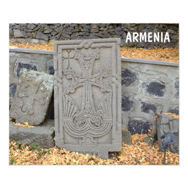 Foto Cruces de piedra antiguos (khachkars) en Armenia (Frente)