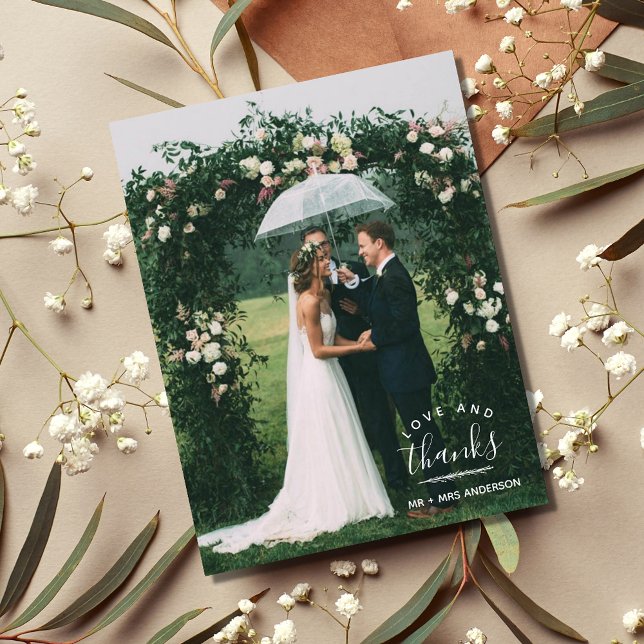 Foto de amor y agradecimiento Tarjeta postal de ag (Love and Thanks Photo Wedding Thank You Postcard)