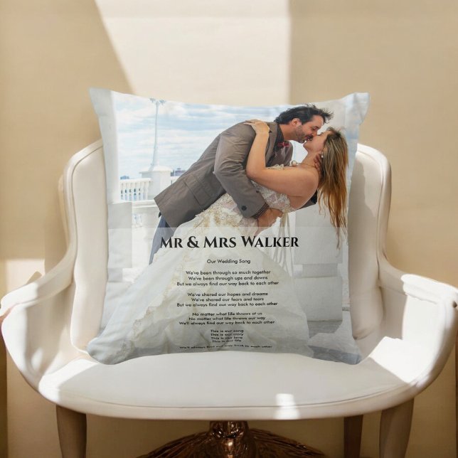 Foto de boda Cojín decorativo de letras de cancion (wedding song lyrics throw pillow , fully editable , ideal anniversary gifts )