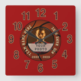 Foto de color rojo oscuro y reloj personalizado