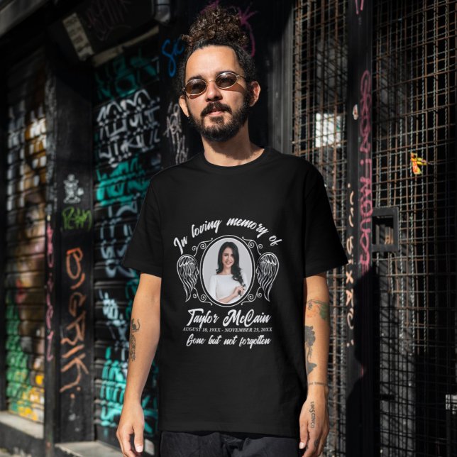 Foto de funeral memorial: Camisetas personalizadas (Honor Their Memory: Personalized Memorial Shirts)