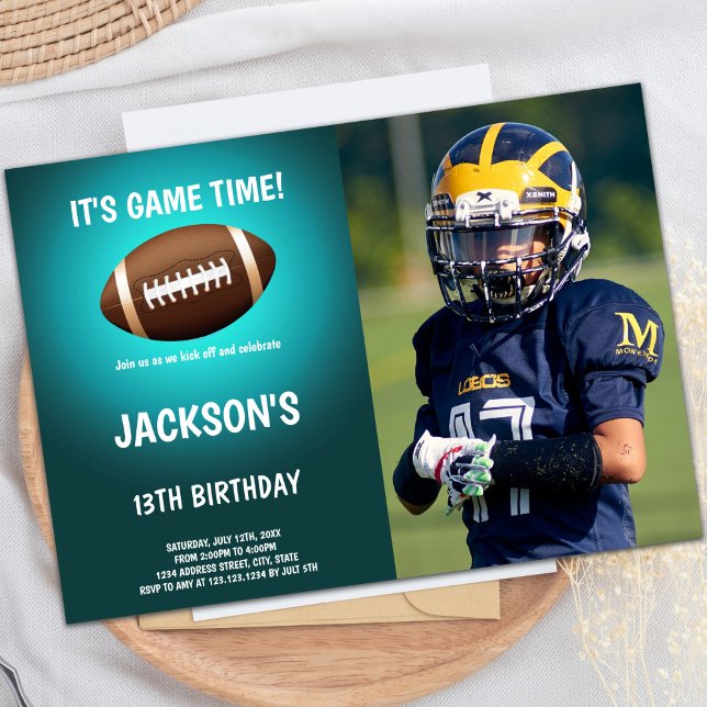 Foto de invitaciones de cumpleaños de Fútbol de Lu (Green Light Football Birthday Invitations photo)