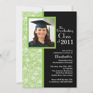 Foto de la invitación a graduación verde y negro
