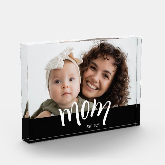 Foto de mamá y bebé año de establecimiento persona (Izquierda)
