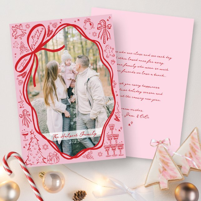 Foto de Navidad con lazo moderno y garabatos (Cute pink and red bow frame hand drawn quirky Christmas scribbles simple best photo holiday card )