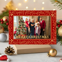 Foto de Navidad familiar elegante en rojo y dorado