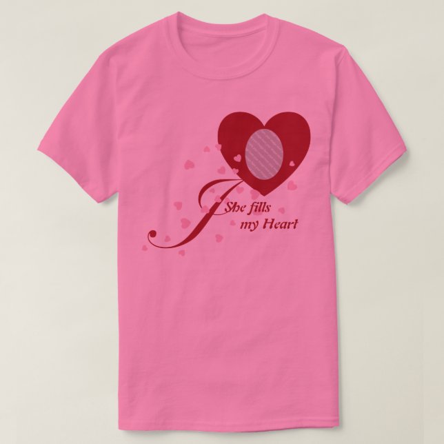Foto de personalizable en una camiseta del corazón (Diseño del anverso)
