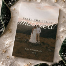 Foto de recién casados en la primera Navidad moder