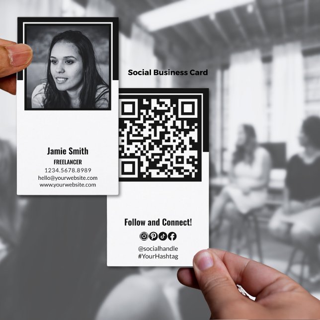 Foto de retrato Tarjeta de visita social en blanco (Professional Portrait Photo Social Black & White Business Card, Personal, QR-code)