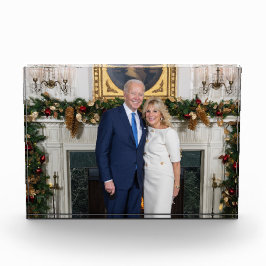 Foto del presidente Joe Biden en la Navidad de la 