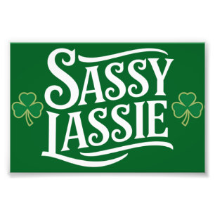 Foto Día de San Patricio Chica Irlandesa Divertida y Sa