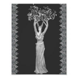 Foto Diosa del árbol Poster blanco y negro