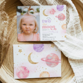 Foto Dos invitaciones al cumpleaños del Chica de l