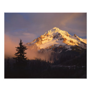 Foto EE. UU., Oregón, Bosque Nacional Mt. Hood. Rodando